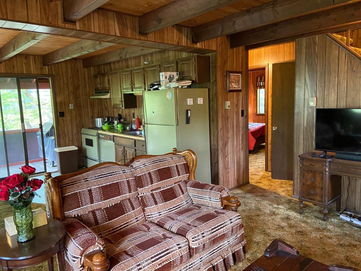 Saw Creek Cabin - Regent Hilltop Bushkill Exteriör bild