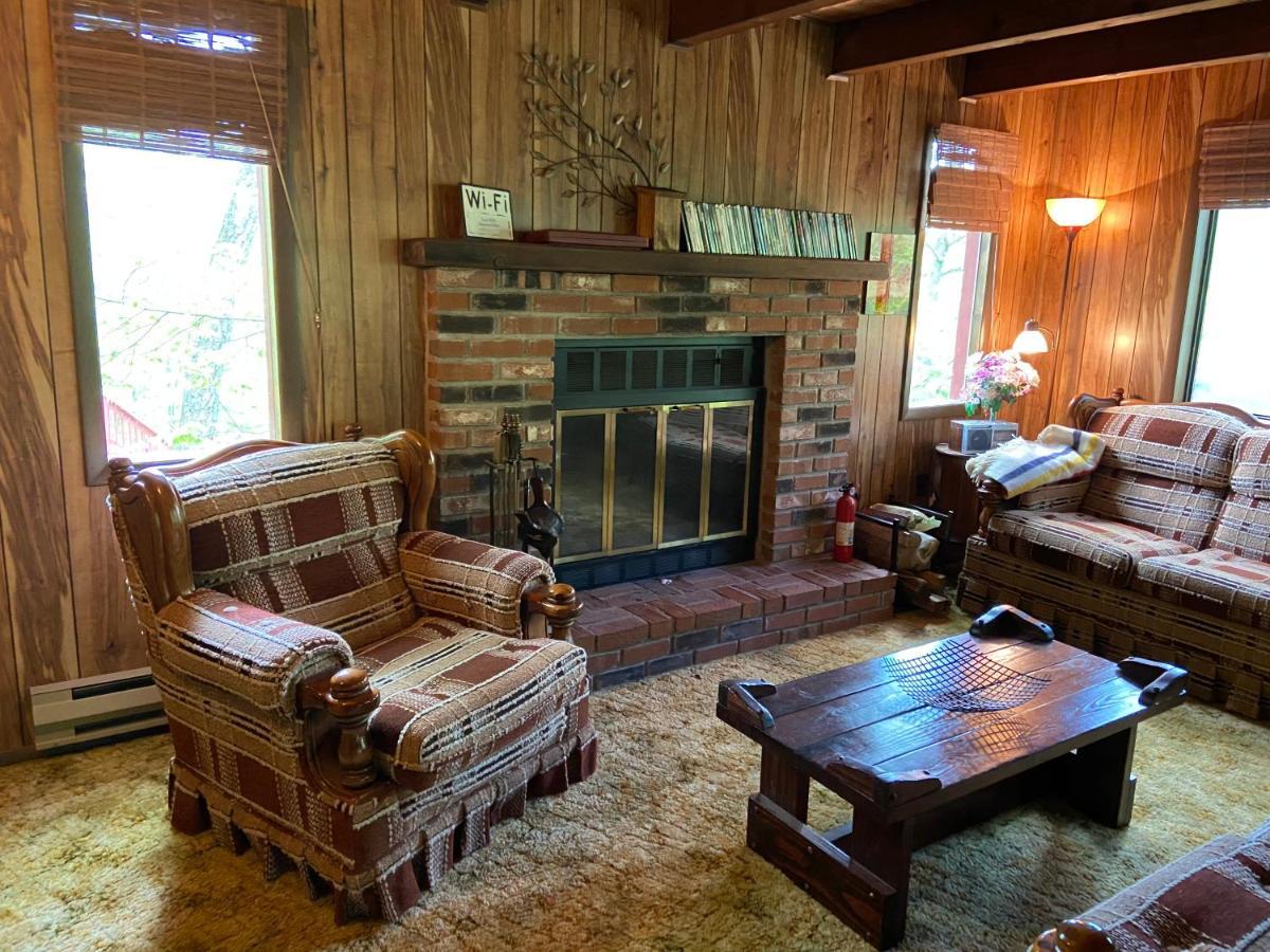 Saw Creek Cabin - Regent Hilltop Bushkill Exteriör bild